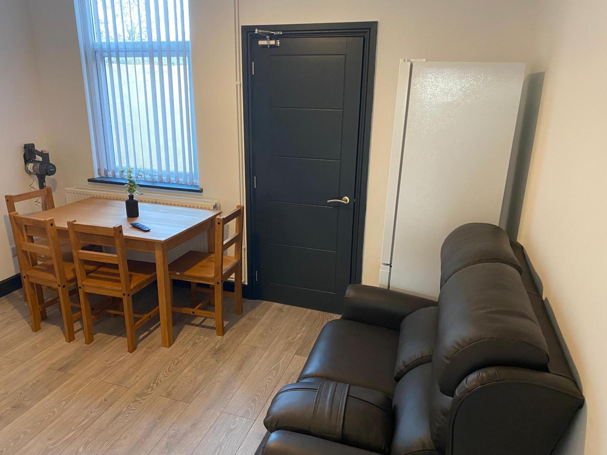 Houghton Guest House 2 Stoke-on-Trent Екстер'єр фото