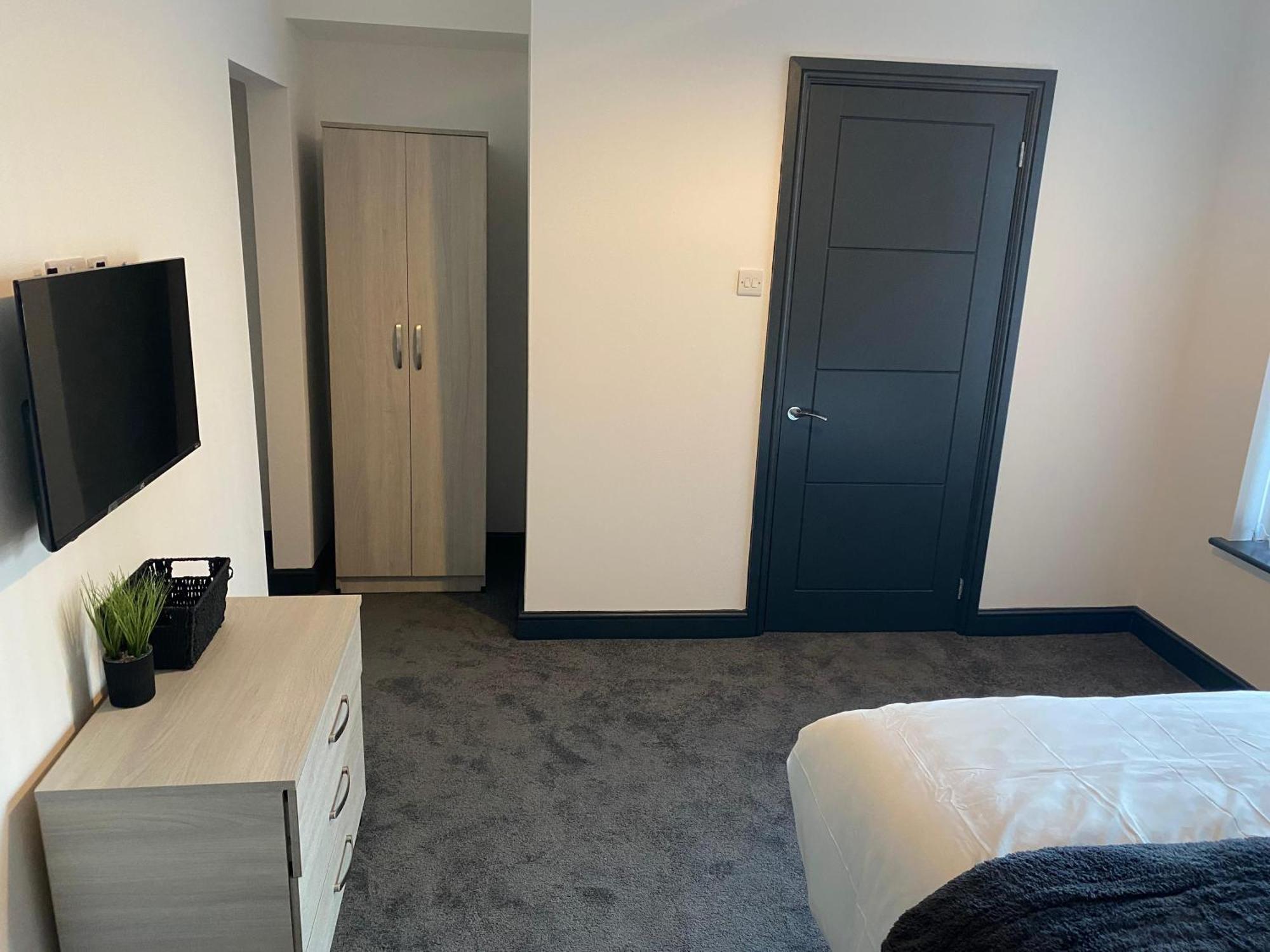 Houghton Guest House 2 Stoke-on-Trent Екстер'єр фото