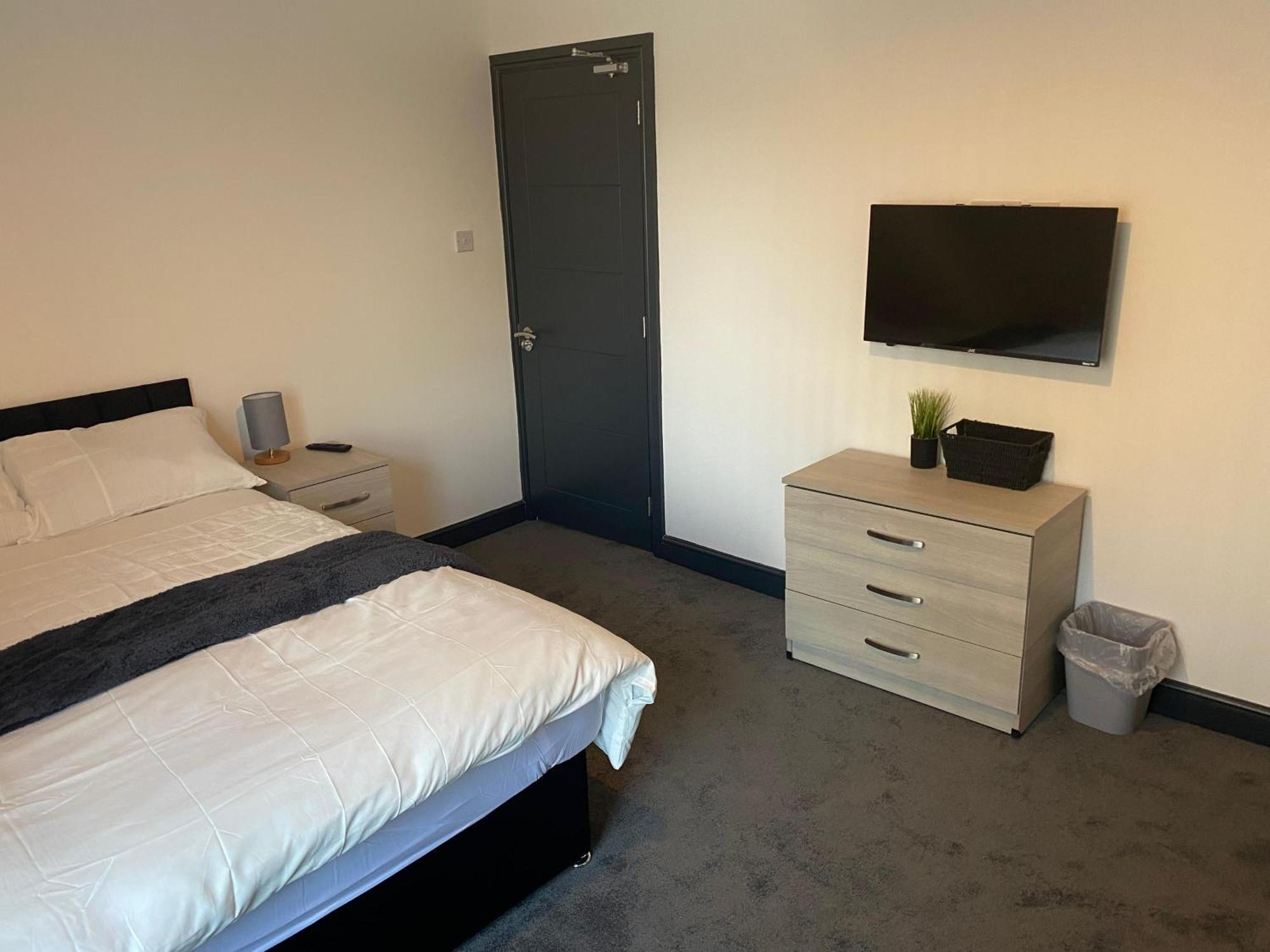 Houghton Guest House 2 Stoke-on-Trent Екстер'єр фото
