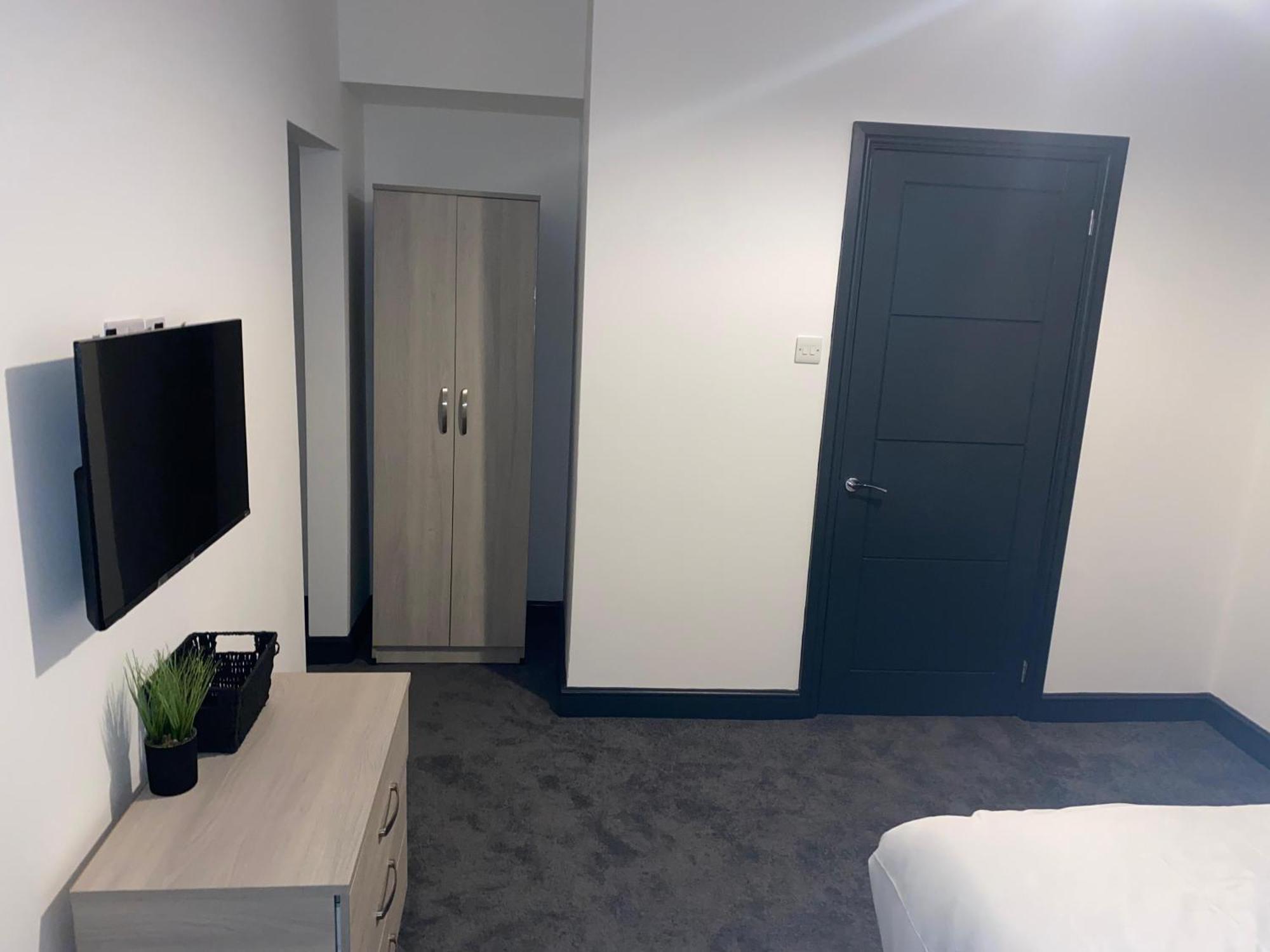 Houghton Guest House 2 Stoke-on-Trent Екстер'єр фото