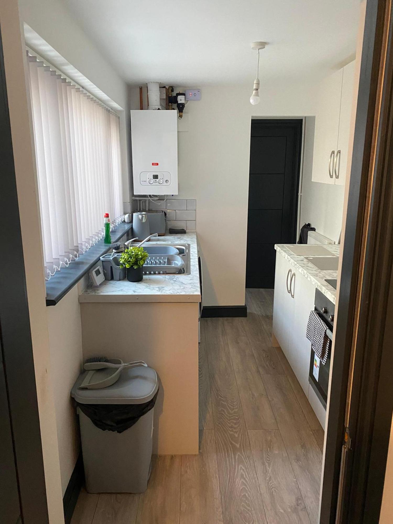 Houghton Guest House 2 Stoke-on-Trent Екстер'єр фото