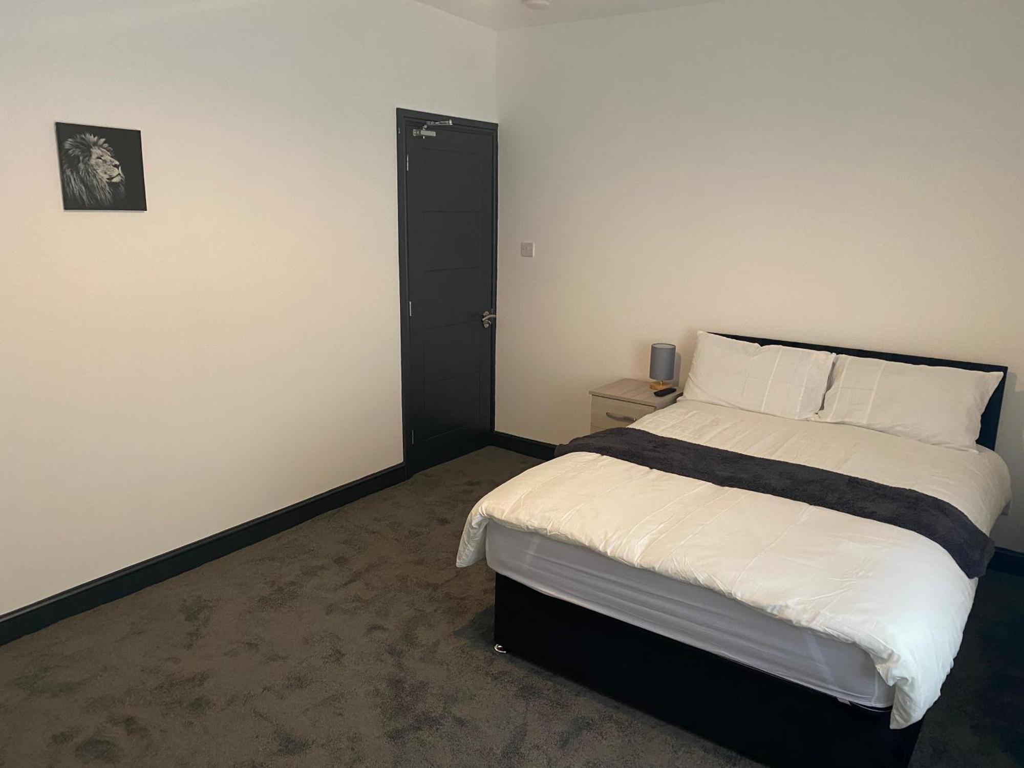 Houghton Guest House 2 Stoke-on-Trent Екстер'єр фото