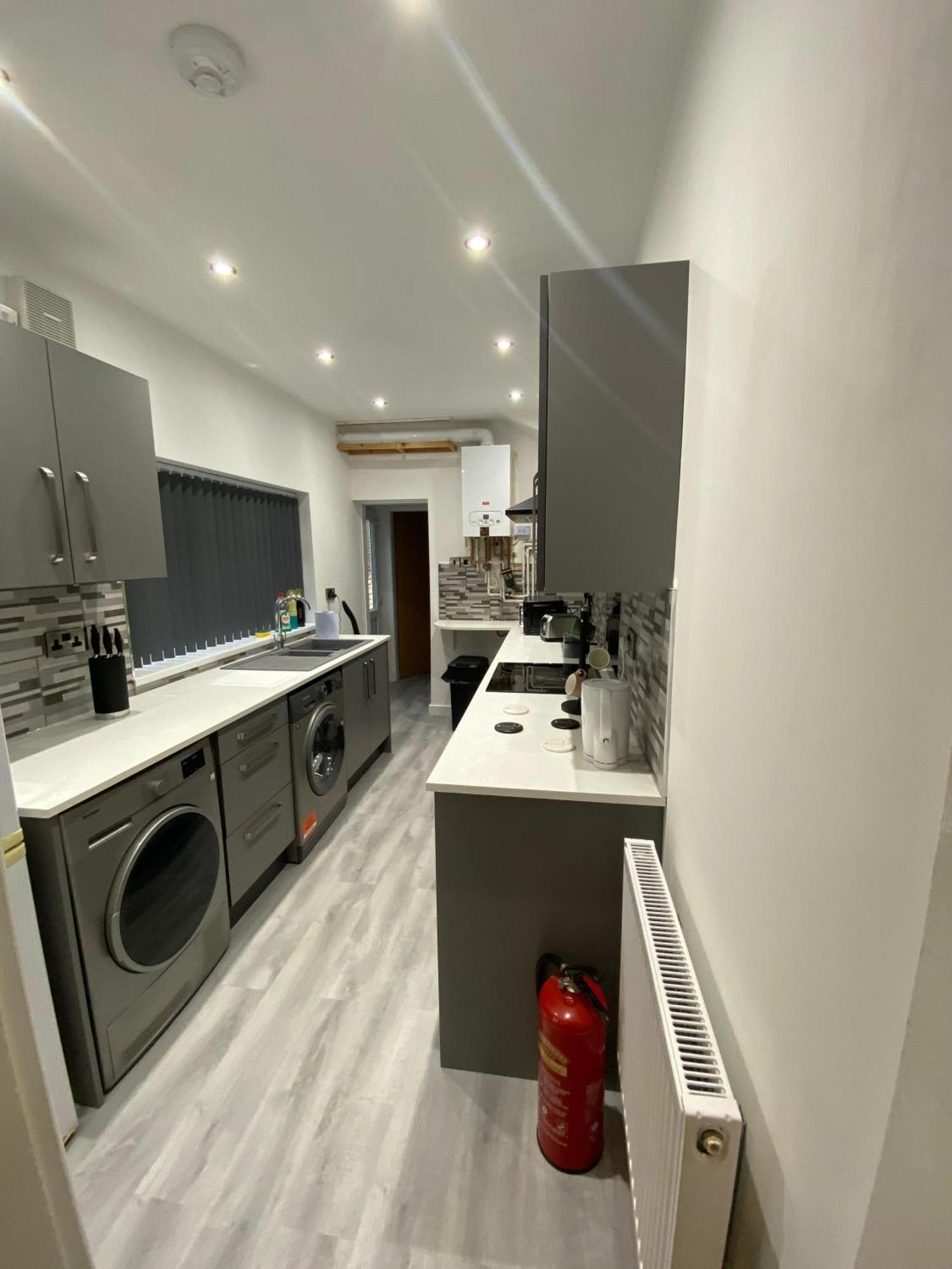 Houghton Guest House 2 Stoke-on-Trent Екстер'єр фото