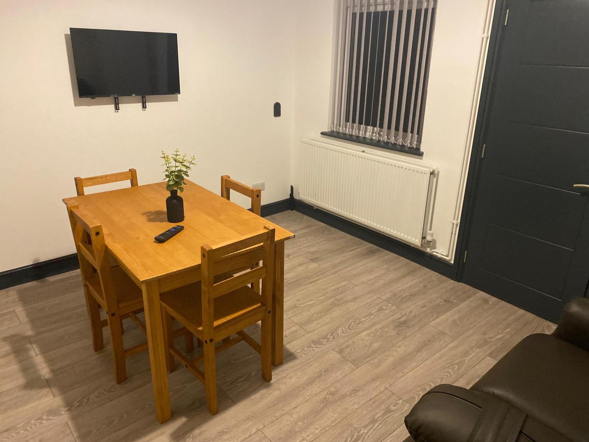 Houghton Guest House 2 Stoke-on-Trent Екстер'єр фото